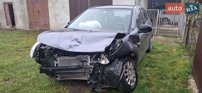 Хэтчбек Hyundai i20 2009 в Стрые фото 4 Хэтчбек Hyundai i20 2009 в Стрые