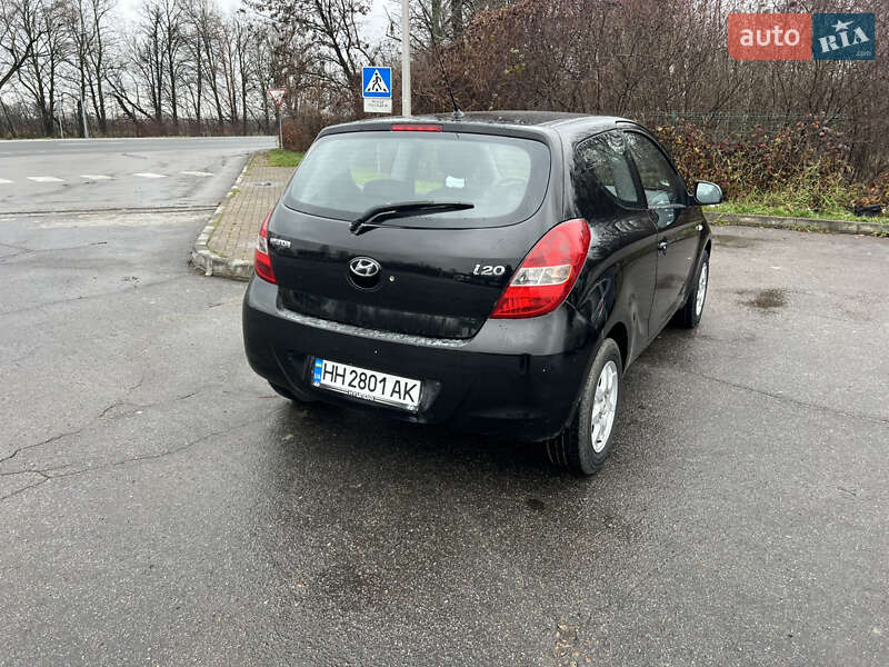 Хэтчбек Hyundai i20 2010 в Коломые