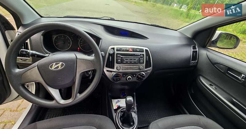 Хетчбек Hyundai i20 2014 в Славутичі