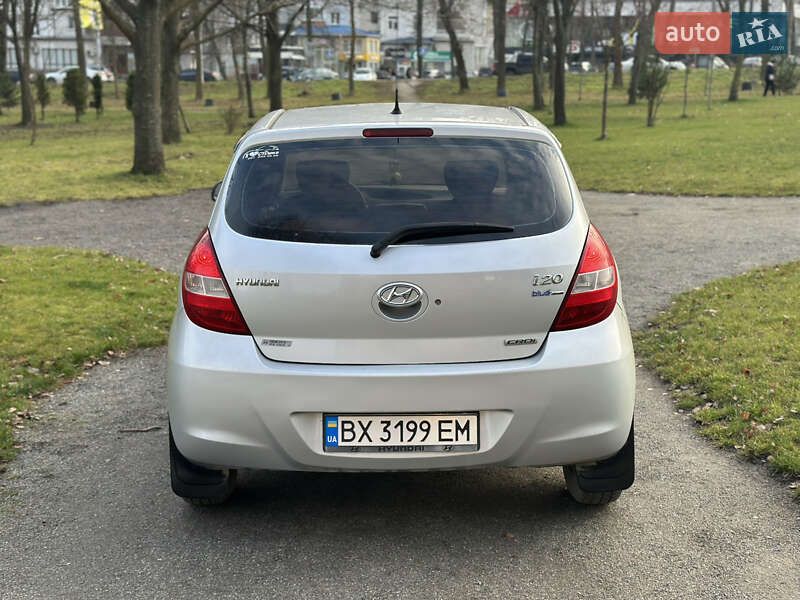 Хетчбек Hyundai i20 2011 в Хмельницькому фото 9 Хетчбек Hyundai i20 2011 в Хмельницькому