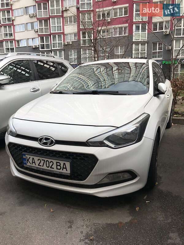 Хетчбек Hyundai i20 2014 в Києві