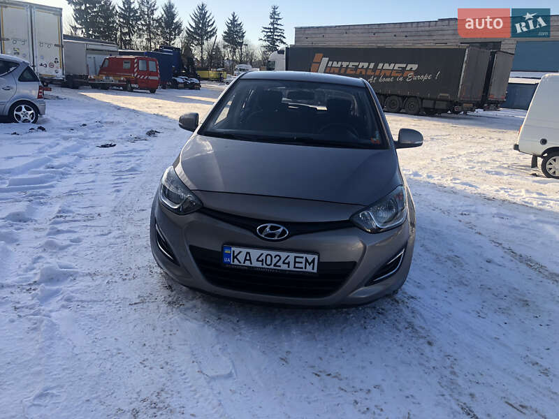 Hyundai i20 2012