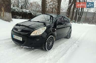 Хетчбек Hyundai i20 2009 в Шумську