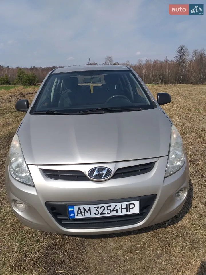 2012 Hyundai i20 - мініатюра 18