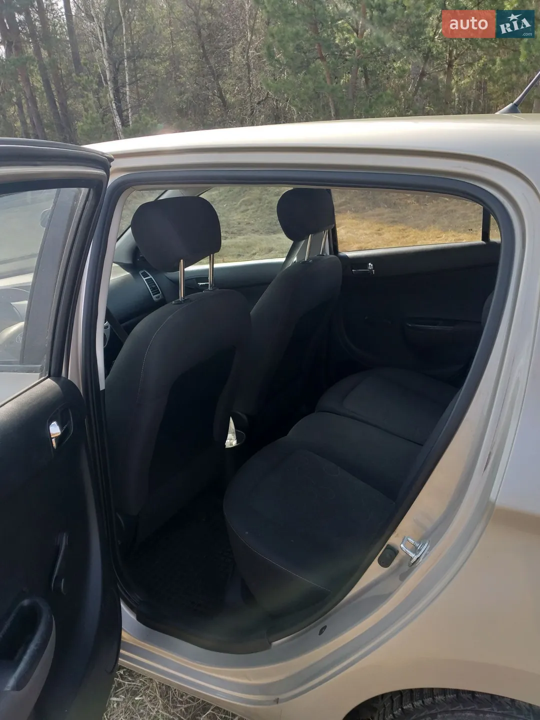2011 Hyundai i20 - мініатюра 13