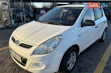 Хэтчбек Hyundai i20 2009 в Запорожье