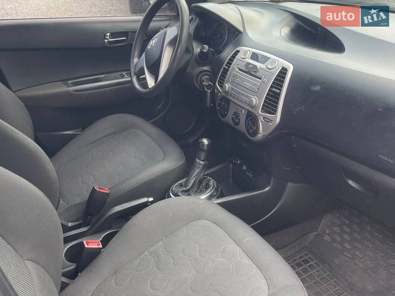 Хэтчбек Hyundai i20 2011 в Борисполе фото 8 Хэтчбек Hyundai i20 2011 в Борисполе