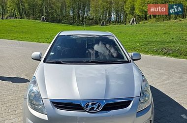 Хетчбек Hyundai i20 2009 в Тисмениці