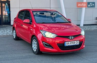 Хетчбек Hyundai i20 2014 в Києві