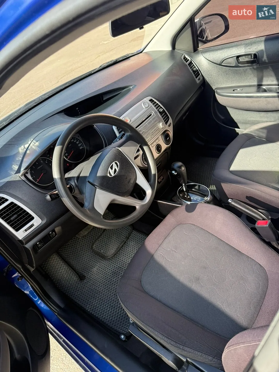 2010 Hyundai i20 - мініатюра 11