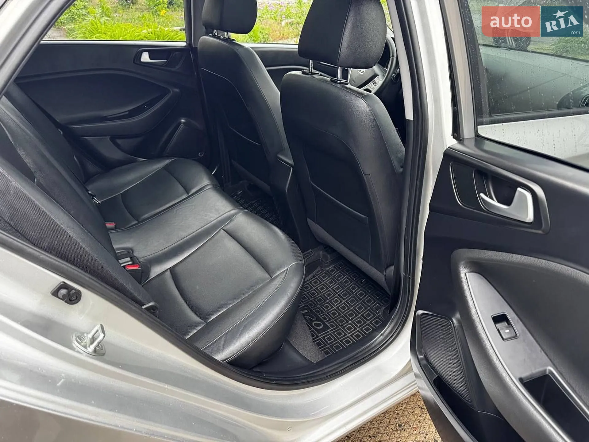 2015 Hyundai i20 - мініатюра 18