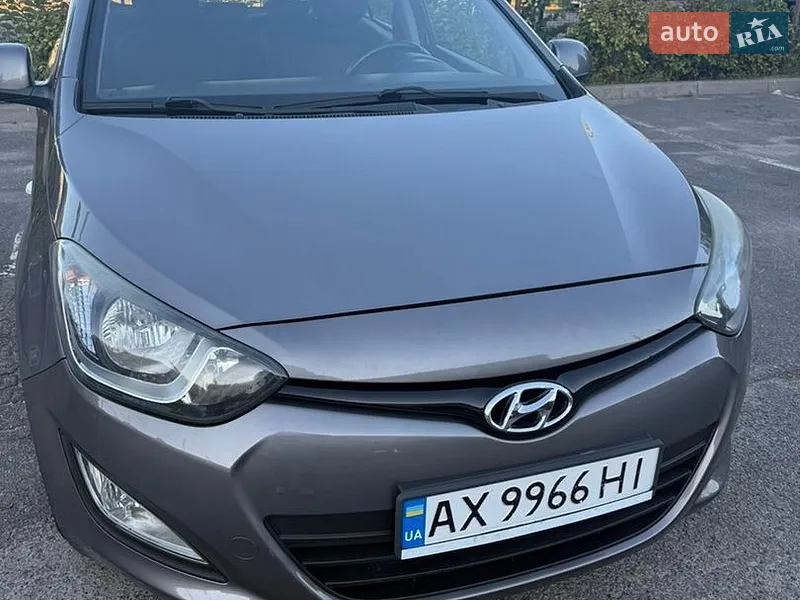 Hyundai i20
