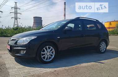 Универсал Hyundai i30 Wagon 2009 в Харькове