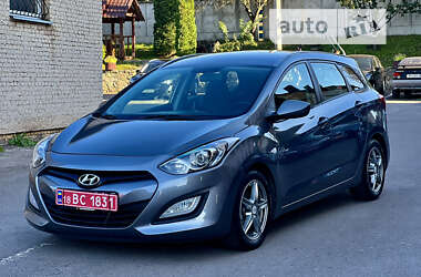 Универсал Hyundai i30 Wagon 2015 в Ровно