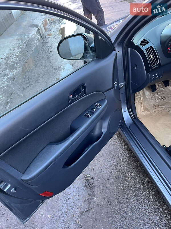 Универсал Hyundai i30 Wagon 2011 в Житомире фото 6 Универсал Hyundai i30 Wagon 2011 в Житомире