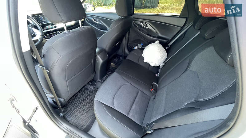 Универсал Hyundai i30 Wagon 2021 в Киеве фото 14 Универсал Hyundai i30 Wagon 2021 в Киеве
