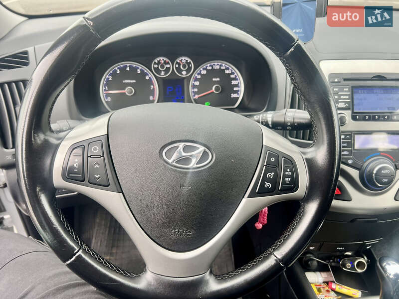 Універсал Hyundai i30 Wagon 2011 в Рівному фото 13 Універсал Hyundai i30 Wagon 2011 в Рівному