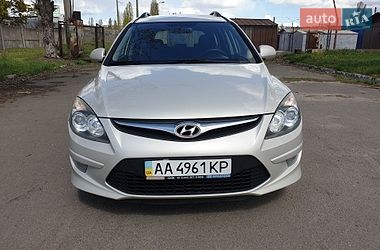 Универсал Hyundai i30 Wagon 2011 в Киеве