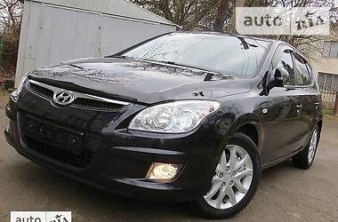 Хетчбек Hyundai i30 2008 в 