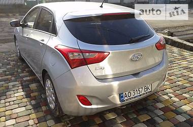 Хэтчбек Hyundai i30 2013 в Ужгороде