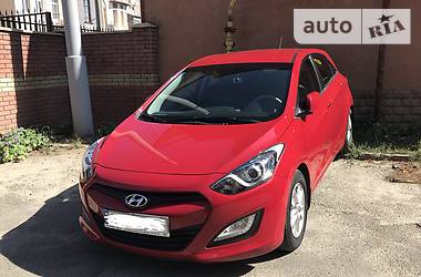 Хэтчбек Hyundai i30 2013 в Харькове