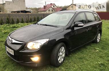 Универсал Hyundai i30 2011 в Радивилове