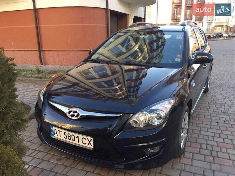 Універсал Hyundai i30 2010 в Івано-Франківську