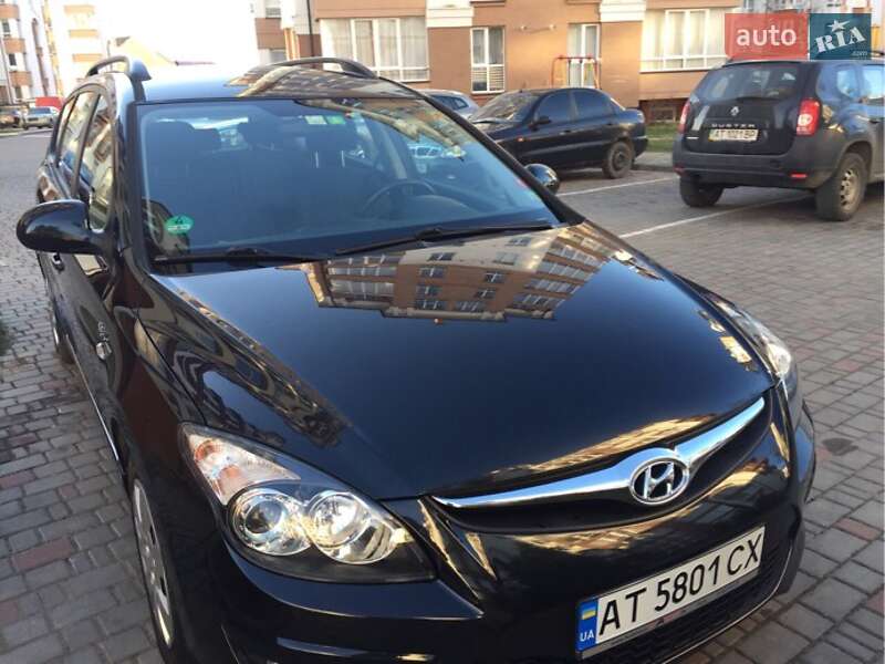 Універсал Hyundai i30 2010 в Івано-Франківську