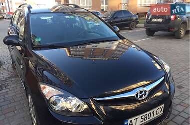 Универсал Hyundai i30 2010 в Ивано-Франковске