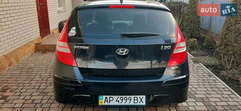 Хетчбек Hyundai i30 2010 в Запоріжжі