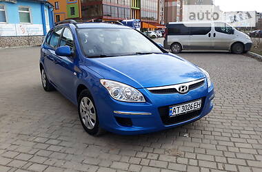 Універсал Hyundai i30 2008 в 