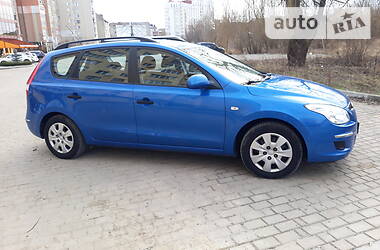 Універсал Hyundai i30 2008 в 