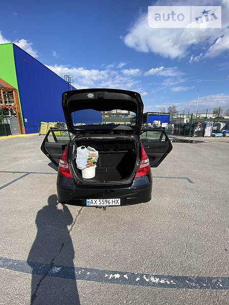 Хэтчбек Hyundai i30 2011 в Харькове