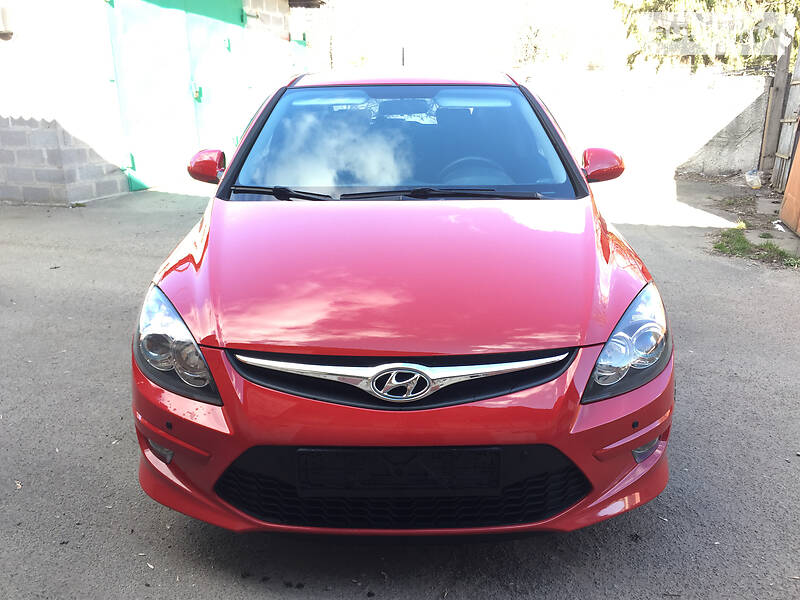 Хетчбек Hyundai i30 2010 в Києві