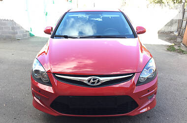 Хэтчбек Hyundai i30 2010 в Киеве