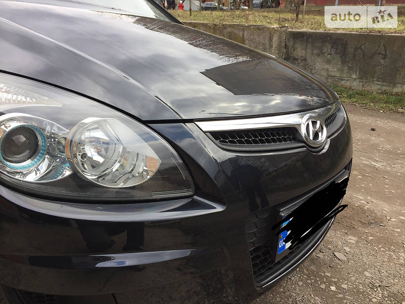 Хетчбек Hyundai i30 2010 в Рівному фото 14 Хетчбек Hyundai i30 2010 в Рівному