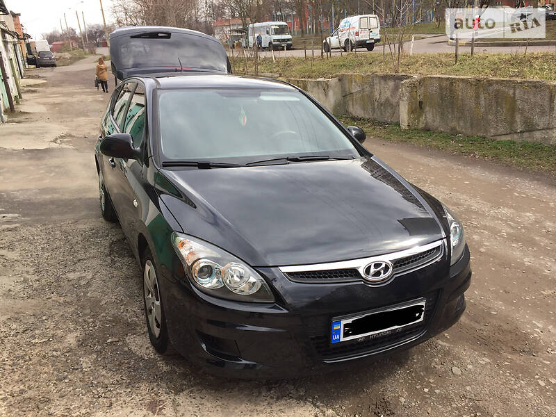 Хетчбек Hyundai i30 2010 в Рівному фото 31 Хетчбек Hyundai i30 2010 в Рівному