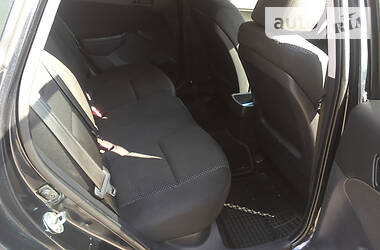 Хетчбек Hyundai i30 2010 в 