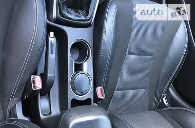 Хетчбек Hyundai i30 2013 в 