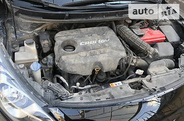 Хетчбек Hyundai i30 2013 в 