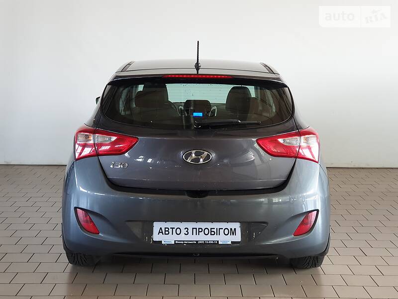Хэтчбек Hyundai i30 2016 в Киеве