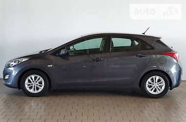 Хетчбек Hyundai i30 2016 в 