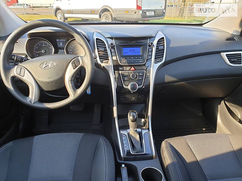 Хэтчбек Hyundai i30 2016 в Киеве
