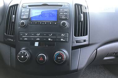 Хетчбек Hyundai i30 2009 в 