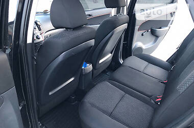 Хетчбек Hyundai i30 2011 в 
