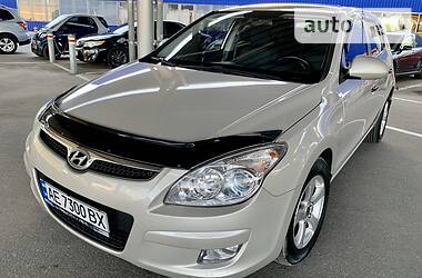 Хэтчбек Hyundai i30 2008 в Днепре