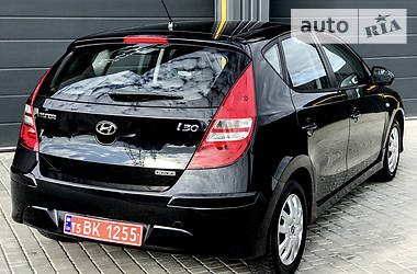 Хэтчбек Hyundai i30 2011 в Виннице