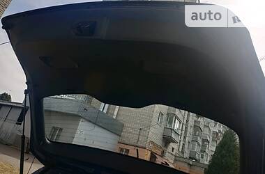 Хетчбек Hyundai i30 2010 в 