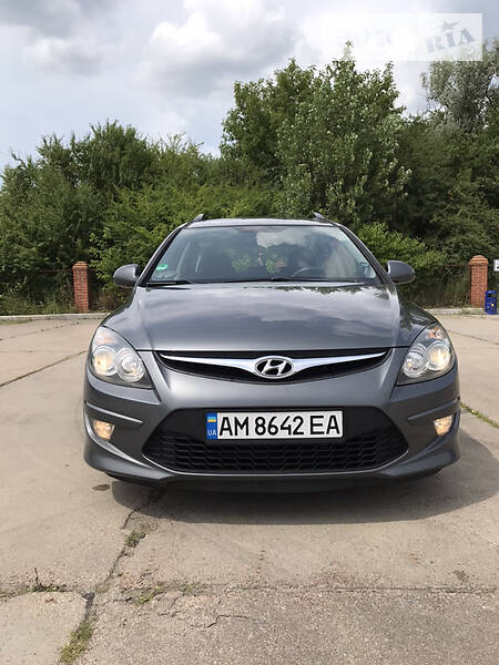 Универсал Hyundai i30 2010 в Бердичеве