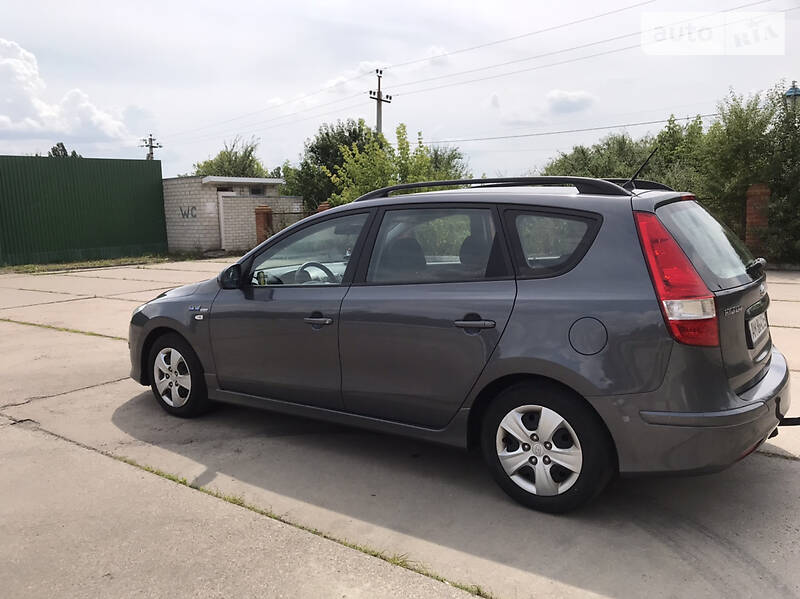 Универсал Hyundai i30 2010 в Бердичеве